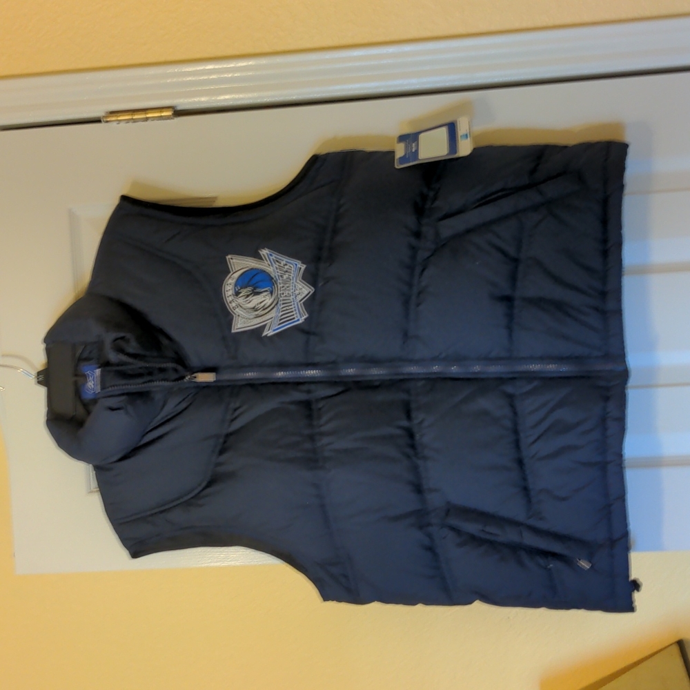 Dallas Mavericks NBA official Reebok Down Puffy Vest